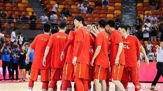 中国男篮NBA夏季联赛，4负1胜战绩尚可接受，但缺点暴露无遗(4)