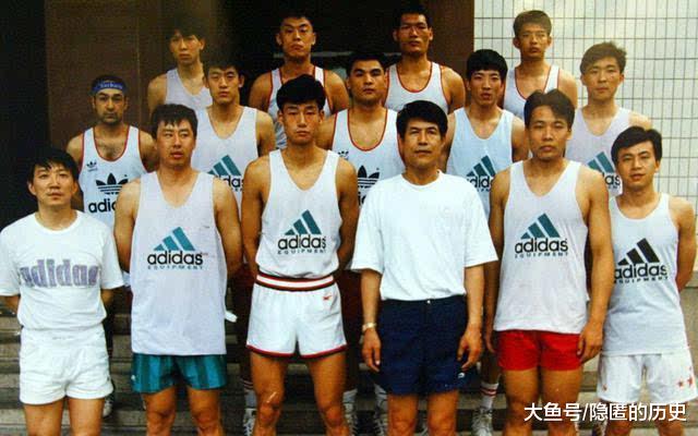 篮球发展史上，中国最厉害的5位球星都有谁？美媒: 他们是最伟大的运动员!(4)