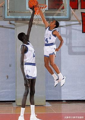 NBA历史7大长臂怪：3人臂展超过2米3，波尔2米59长臂如“外星人”(9)