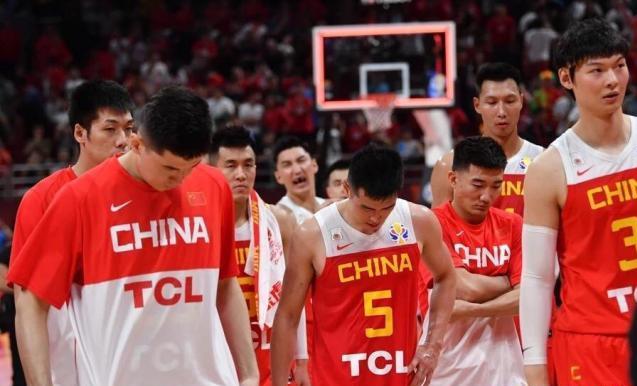 正负值-43！国际篮联揭开中国队输球罪魁祸首，并非周琦与郭艾伦(2)