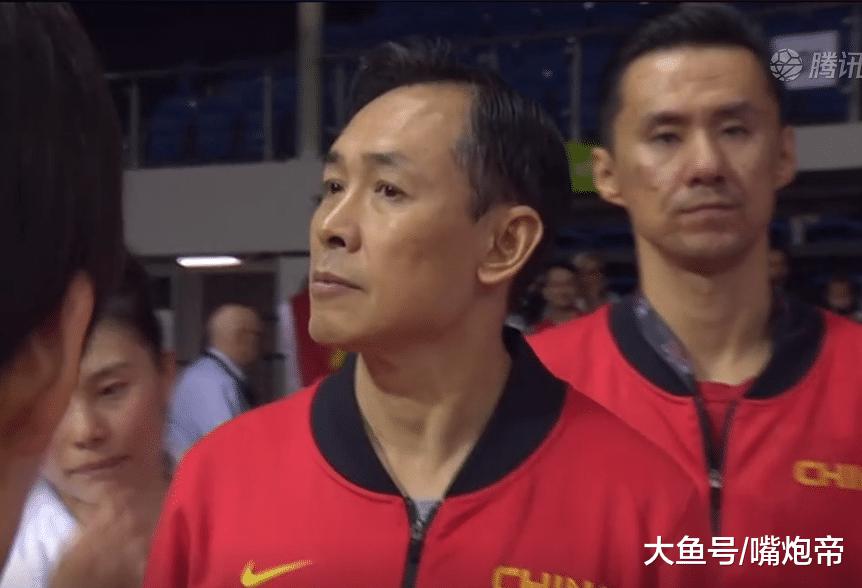 中国女篮居然爆冷80-81输给了韩国女篮，学大魔王周琦犯3个大错
