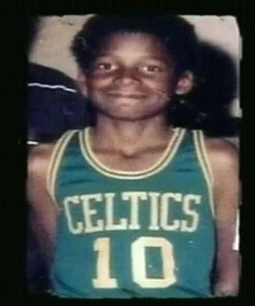 NBA球星的小时候照片，有人从小屌丝，有人呆萌可爱(27)