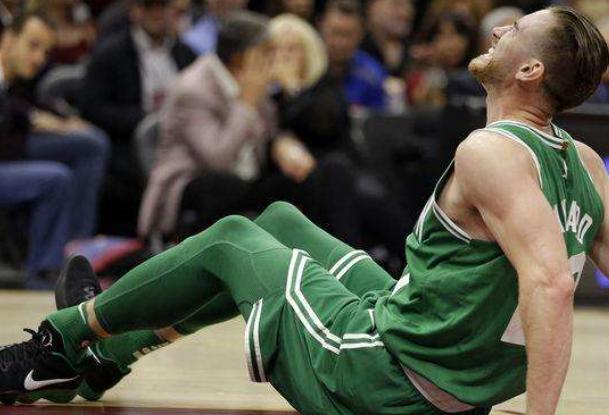 nba严重的伤 NBA近十年最严重的6次伤病(1)