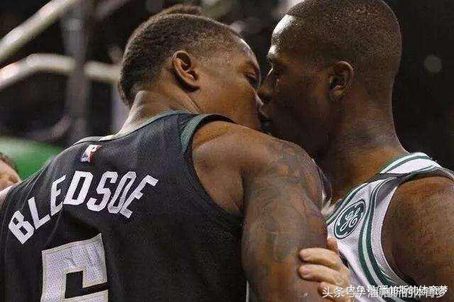nba接吻时刻 盘点NBA4大激吻时刻(1)