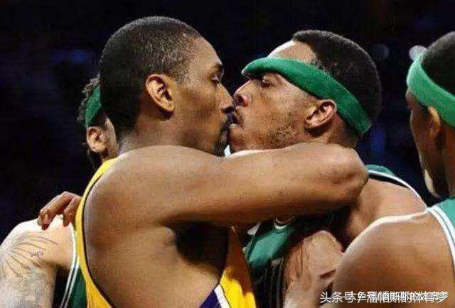 nba接吻时刻 盘点NBA4大激吻时刻(2)