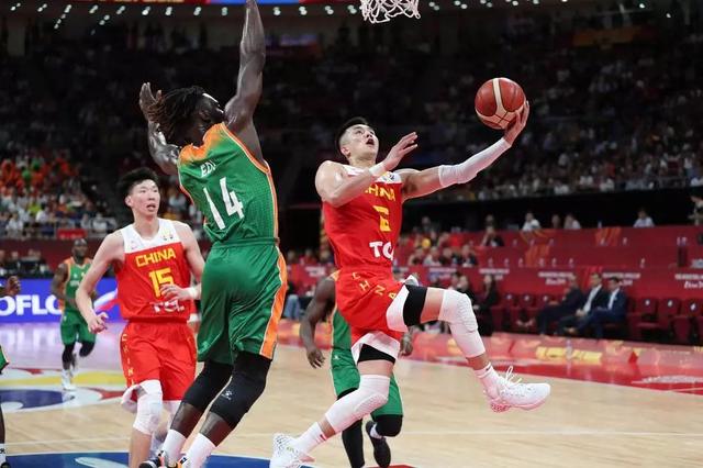 郭艾伦是打篮球的吗 会是中国男篮下一个领袖么(4)