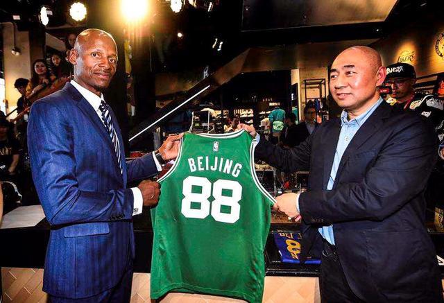 北京nba实体店 NBA北京旗舰店正式开业(2)