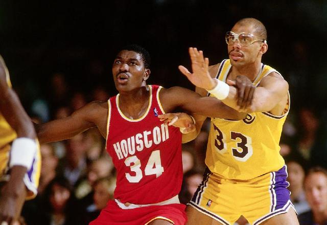 nba魔鸟争霸 乔丹登场——上世纪80年代NBA最佳阵容评选(4)