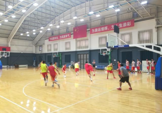 中国 伊朗 郭艾伦 中国男篮举行公开课(2)
