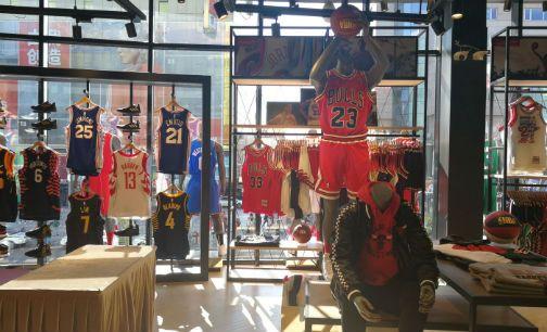 重庆nba旗舰店 NBA旗舰店首进中国(2)