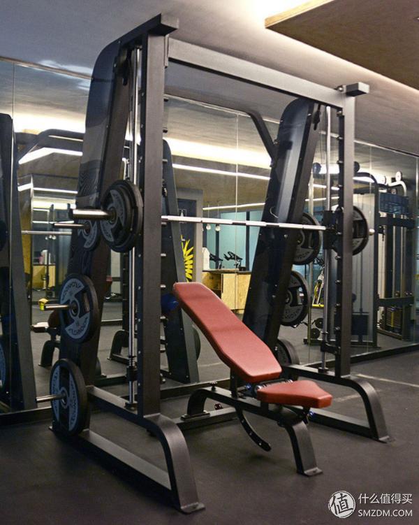 nba健身房器材名称 健身房的器械都咋用(4)