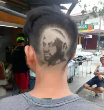 nba菲律宾球员发型 菲律宾有一名神奇的球迷理发师(3)