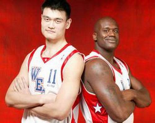 我国男子篮球运动员首先入选nba的选手 史密斯篮球名人堂的中国人(14)