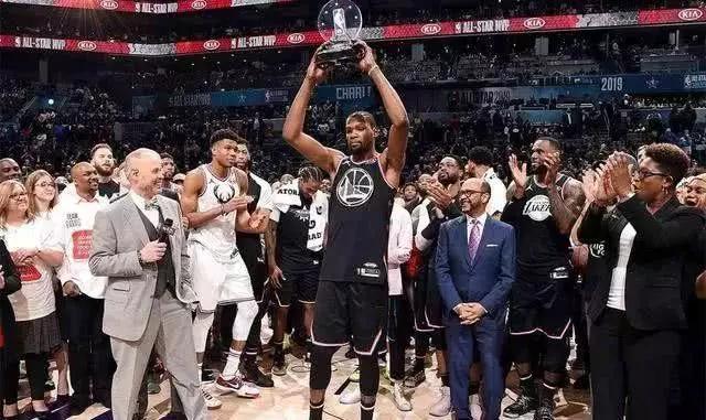 nba球星排名现役球员2019 盘点NBA现役球员2019实力排名前十位(2)