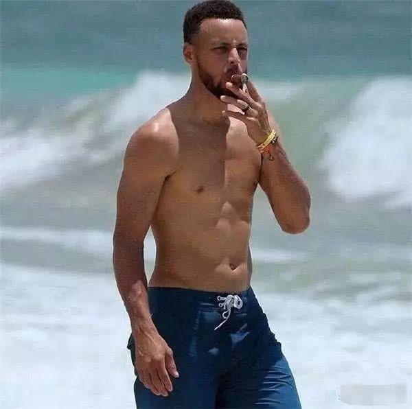 nba有哪些球员抽烟 NBA球星抽烟(1)