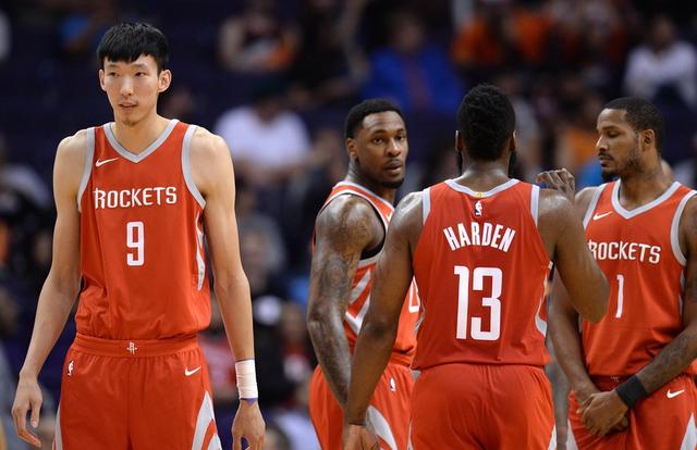 nba季前赛中国球员 NBA再现三位中国球员(1)
