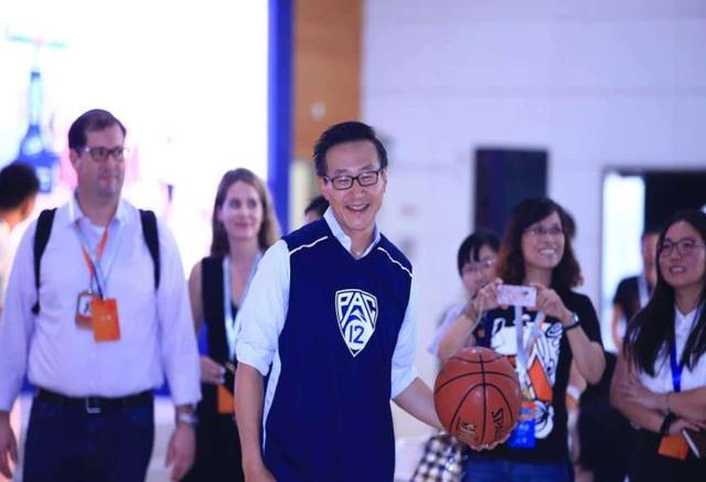 蔡崇信成nba又一个华裔老板 蔡崇信成为首个华裔NBA球队老板(9)