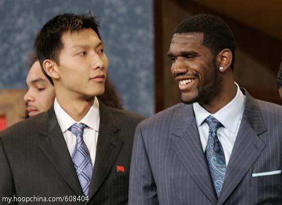 中国人nba选秀 8位中国球员NBA选秀史(7)