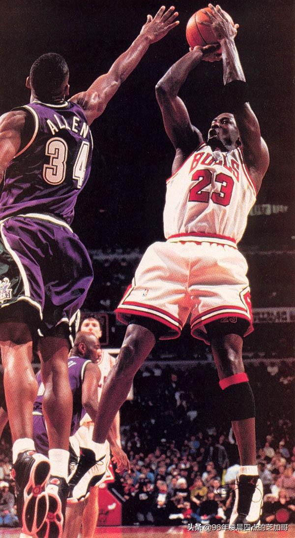 97nba总决赛 1997年NBA总决赛第一场——完美的压哨绝杀(3)