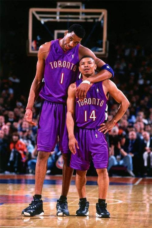 nba吏上最矮的人 盘点NBA史上5位最矮的球员(8)