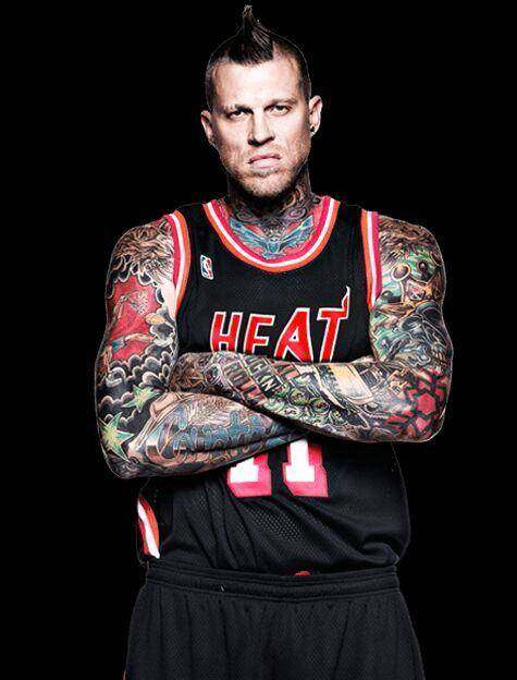 nba后卫纹身 NBA球员的经典纹身(3)