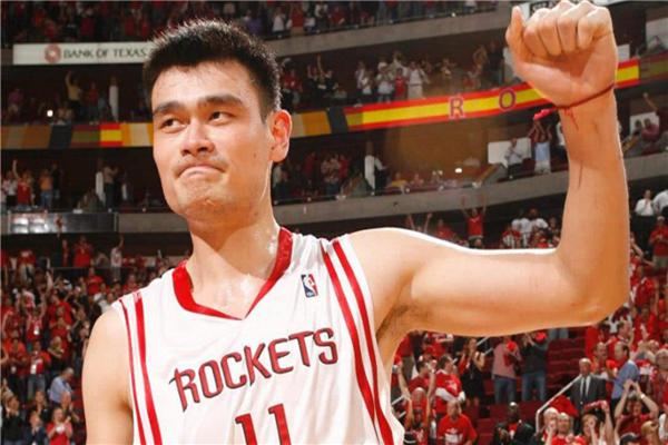 休斯顿火箭五大名宿 中国篮球选手姚明上榜 摩西-马龙人气高(5)
