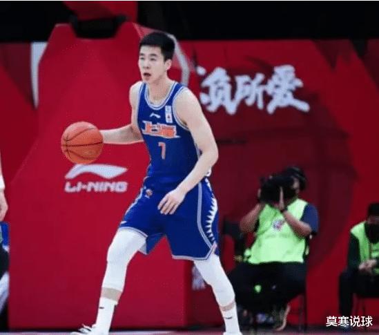 爆上海男篮小将郭昊文将参加今年的NBA选秀(2)