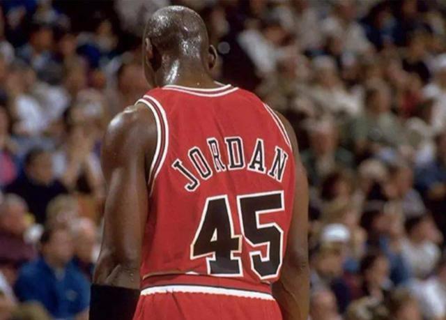 NBA最禁忌的球衣号码，罗德曼申请被联盟拒绝，至今仍没人敢穿(3)