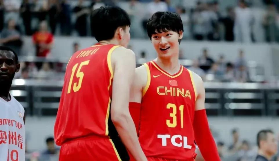 中国男篮世预赛首发阵容预测，赵继伟孙铭徽很难进首发(2)