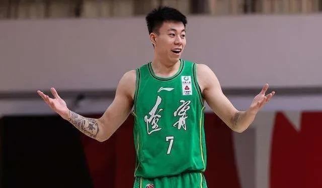落选中国男篮16人大名单的遗珠，他们组成一队会是怎样的效果呢？(2)