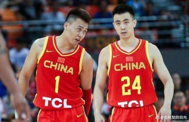 14点，中国男篮新队长人选浮出水面，候选人4选1，你更看好谁？