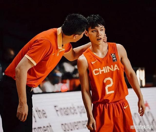正式官宣！中国男篮公布世预赛14人大名单，徐杰入选惹争议(4)