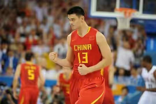 科比大赞易建联！马布里谈中国男篮历史最强阵容，足以征服全亚洲