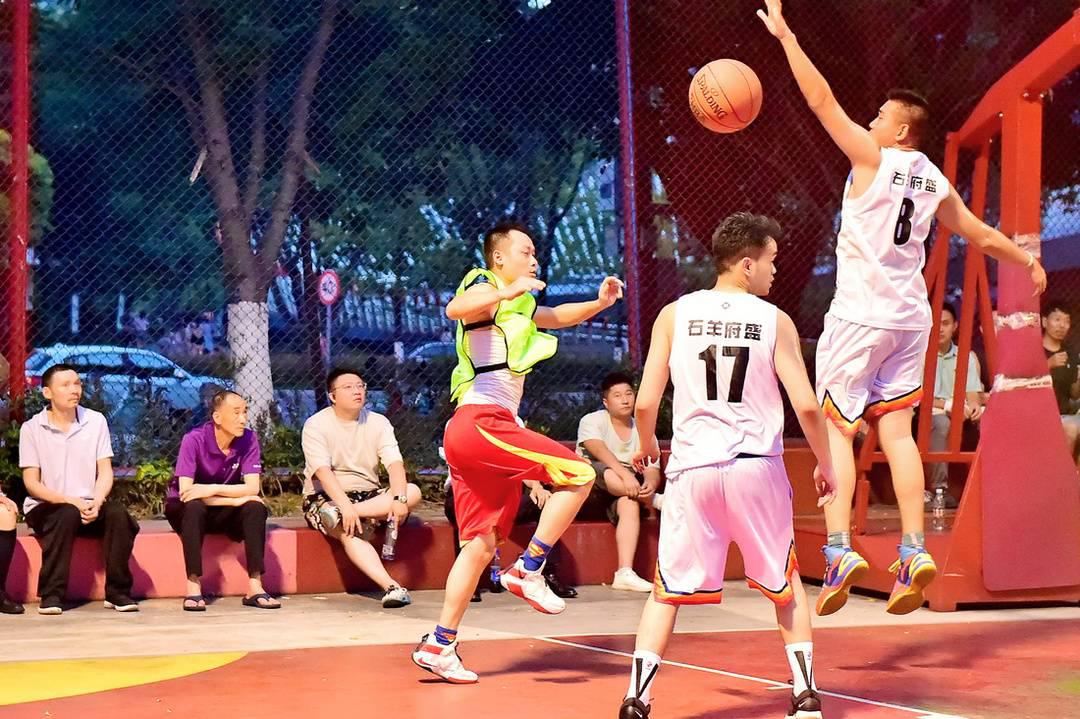 第二届“盛华杯”国际篮球赛火热开赛(3)