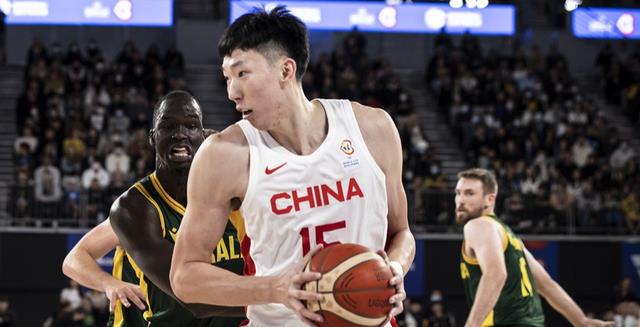 今天下午！中国男篮再战澳大利亚，杜锋小个阵容能否赢回一场？(2)