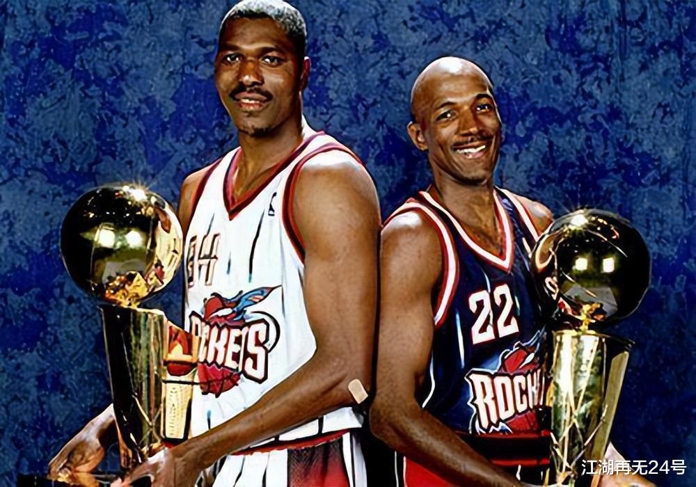 NBA史上被低估的总冠军，大梦的两连冠为何被称为“偷来的冠军”？(11)