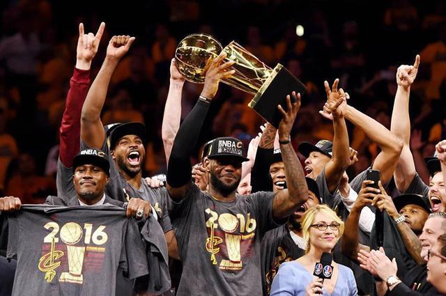 NBA历史含金量最足的5次总冠军：14勇士上榜，10湖人仅第3！(5)