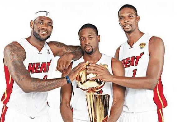 NBA历史上唯一一次同队3个人得分30+是什么时候？分别是谁？(4)
