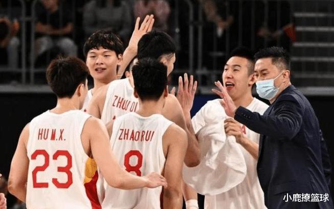 CCTV5直播！中国男篮世预赛再遇强敌，杜锋组最强阵容，拒绝输球(3)