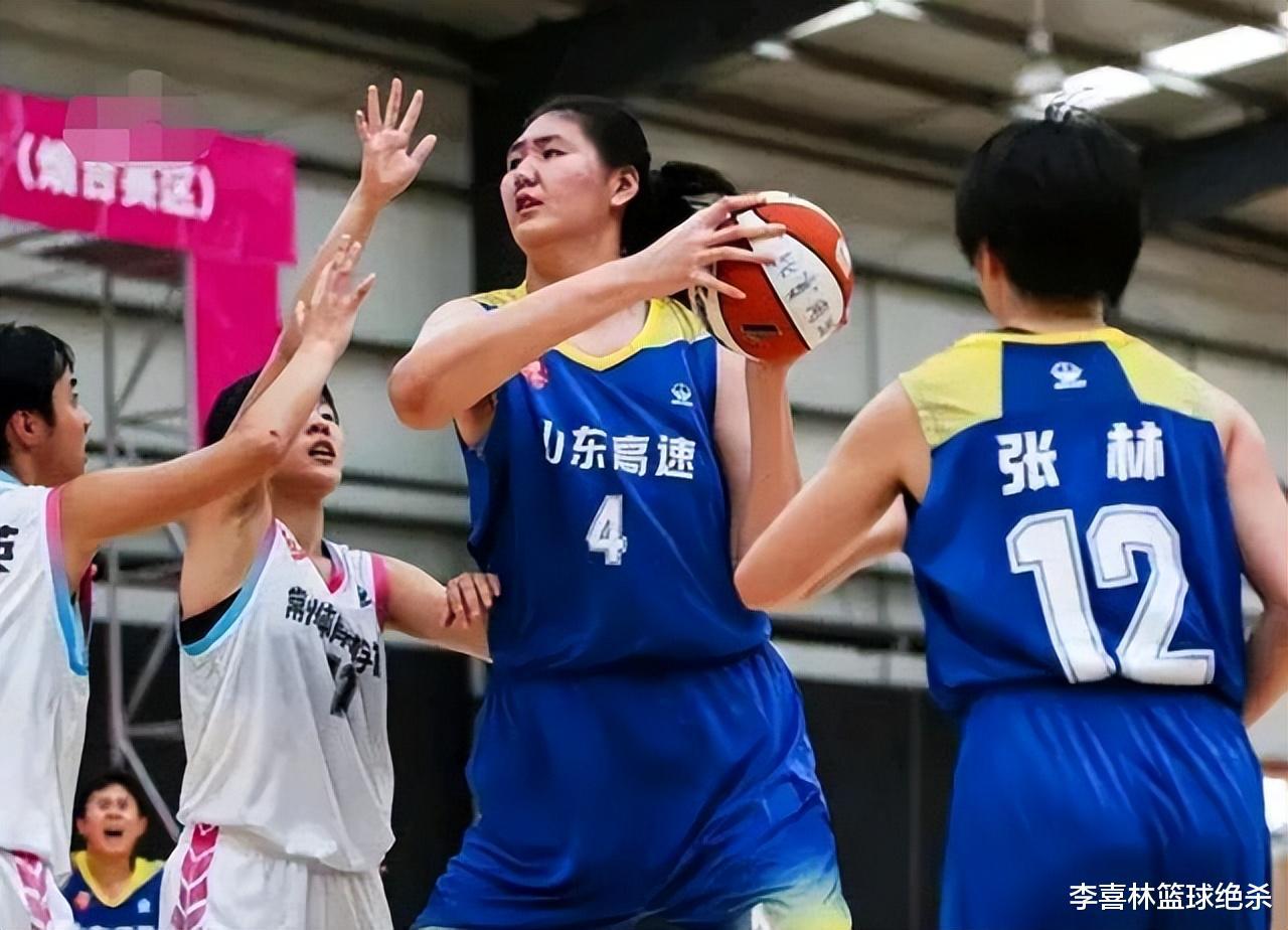 决赛狂轰60分！15岁中国篮球2米27天才太猛了，天赋超过郑海霞？(5)