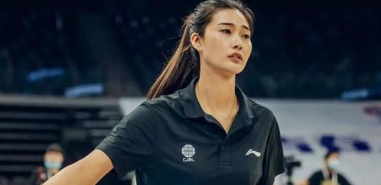 中国95后篮球美女教练太美！颜值气质实力均在线，还是研究生学历(3)
