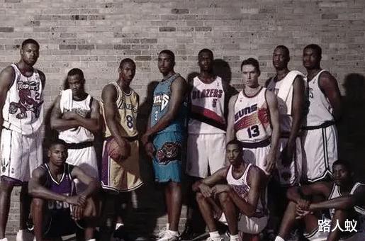 美媒封面：NBA11位篮球巨星