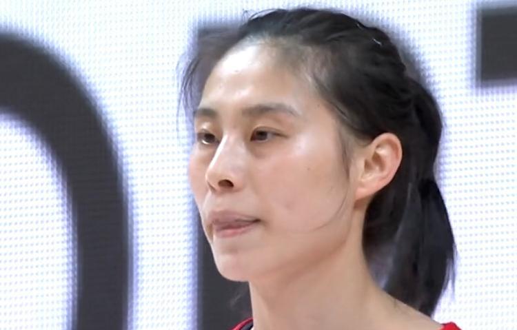 姚明现场观战 中国女篮轰16-0 打得韩国队很狼狈 单节领先16分(2)