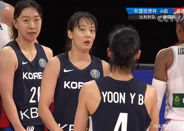 23分惨败！韩国惨遭2连败，中国女篮隔空“击败”劲敌，冲击四强