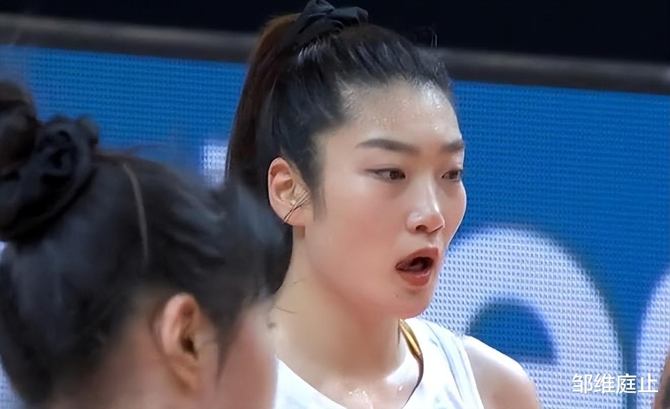 击败波黑！中国女篮反超美国登顶！两场净胜110分，赢得可谓荡气回肠(2)