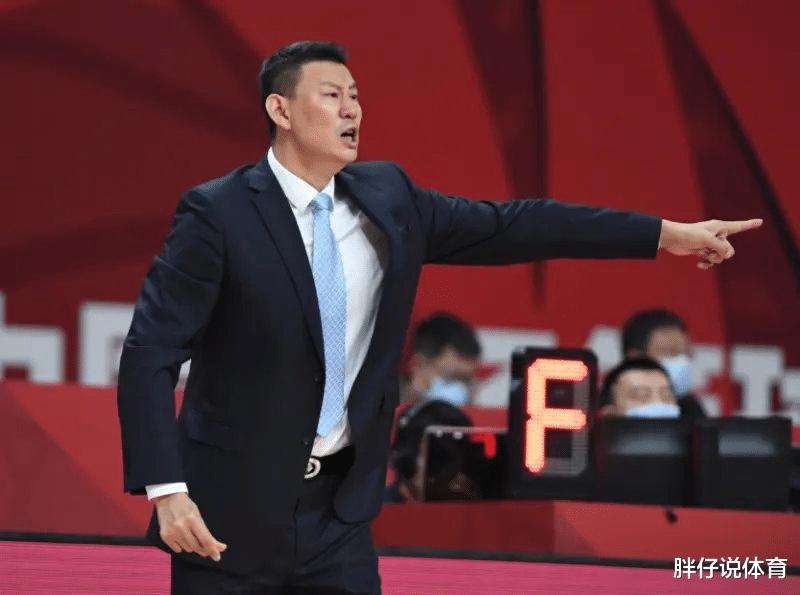 中国男篮或将更换主帅！杜锋下课倒计时，3大教练成为候选人(2)