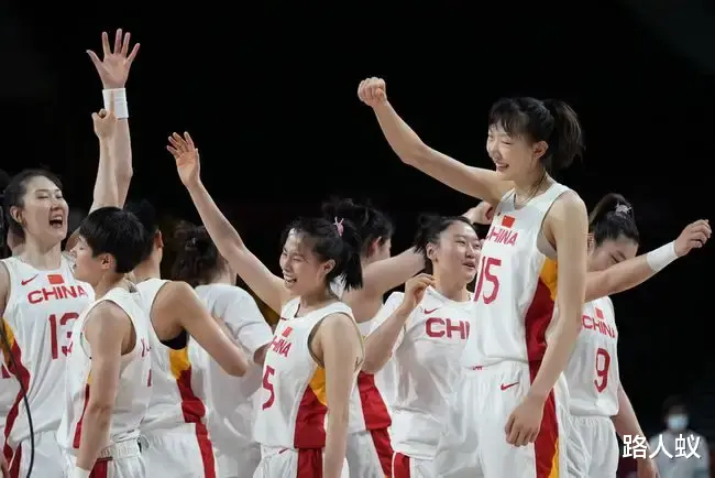 有一说一，这届中国女篮整体实力确实很强，至少亚洲无敌(2)