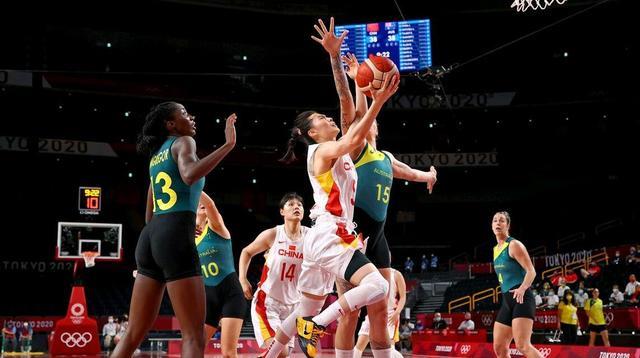 不服不行！中国女篮10-0吊打世界第3韩旭13+3后场双枪成灭鼠专家(4)