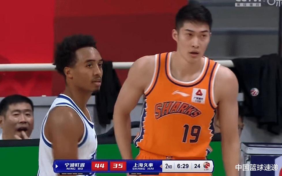 宁波男篮压制上海，最多领先17分，李原宇13+7被垫脚，王哲林17+5(2)