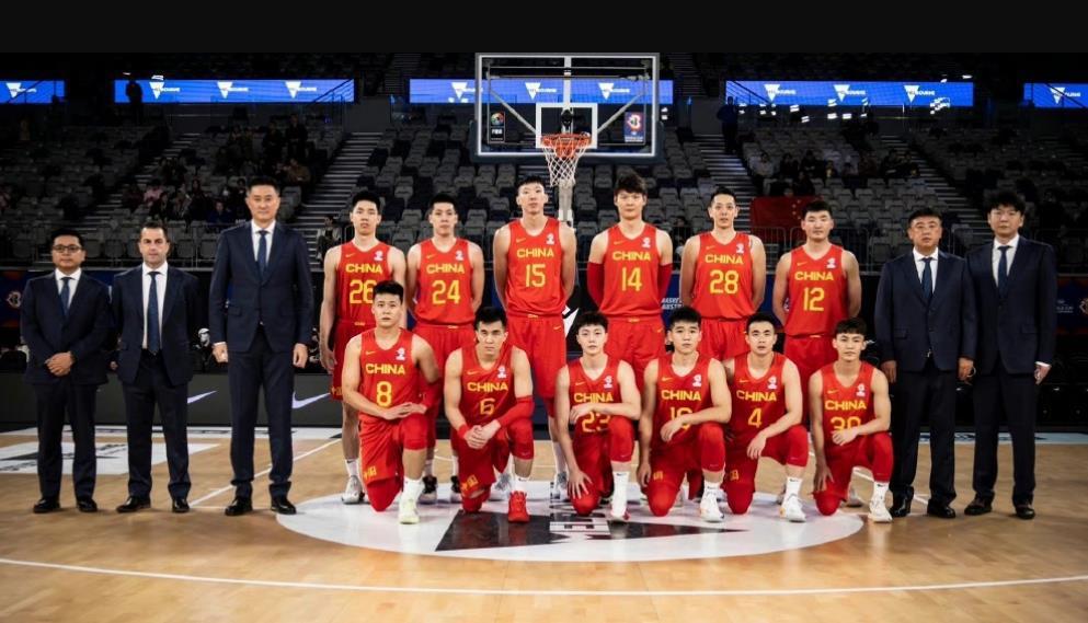 中国男篮世预赛出线无忧，未来四战只需两场胜利